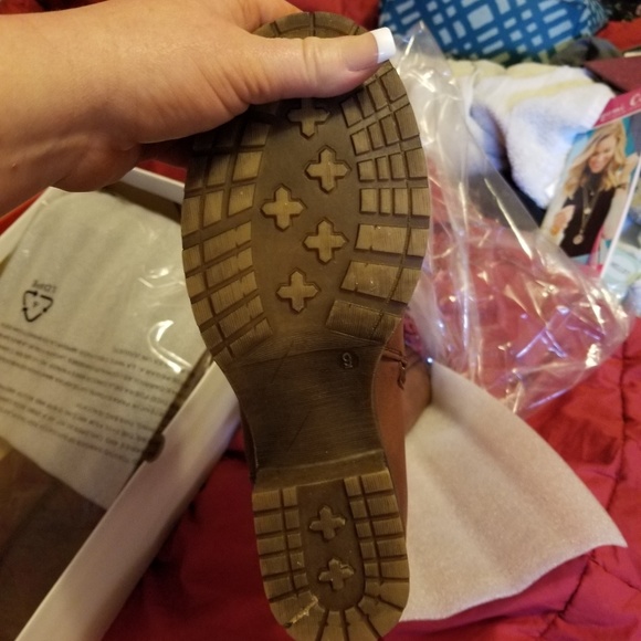 NIB knee high brown boots - Picture 4 of 4